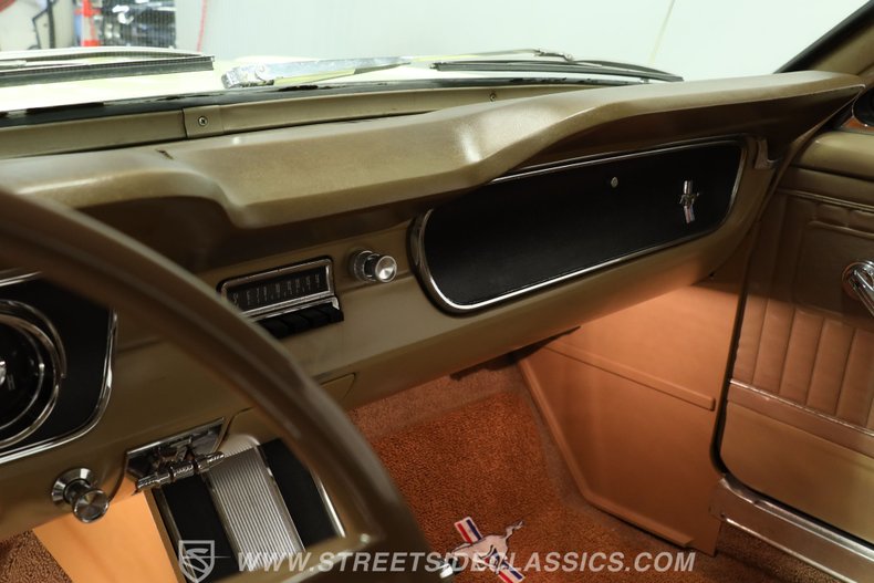 Ford-Mustang-1965-Spring-Time-Yellow-Palomino-38