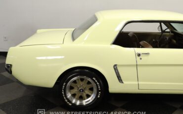 Ford-Mustang-1965-Spring-Time-Yellow-Palomino-4