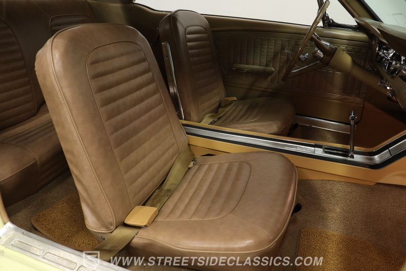 Ford-Mustang-1965-Spring-Time-Yellow-Palomino-40