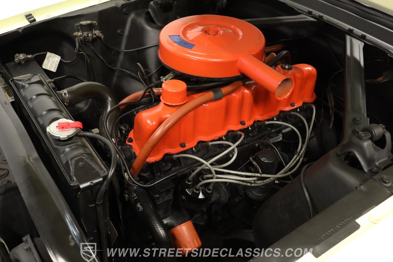 Ford-Mustang-1965-Spring-Time-Yellow-Palomino-45