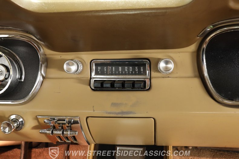 Ford-Mustang-1965-Spring-Time-Yellow-Palomino-47