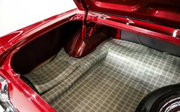 Ford-Mustang-1965-Vintage-Burgundy-Black-Deluxe-13