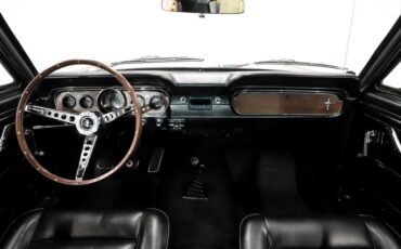 Ford-Mustang-1965-Vintage-Burgundy-Black-Deluxe-33