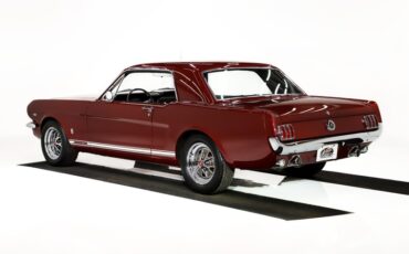 Ford-Mustang-1965-Vintage-Burgundy-Black-Deluxe-4