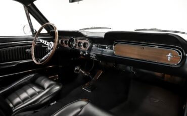 Ford-Mustang-1965-Vintage-Burgundy-Black-Deluxe-41