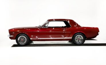 Ford-Mustang-1965-Vintage-Burgundy-Black-Deluxe-44