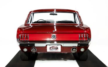 Ford-Mustang-1965-Vintage-Burgundy-Black-Deluxe-9