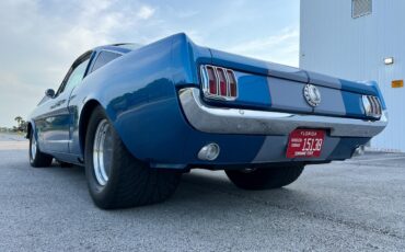 Ford-Mustang-1965-fastback-22