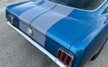 Ford-Mustang-1965-fastback-26