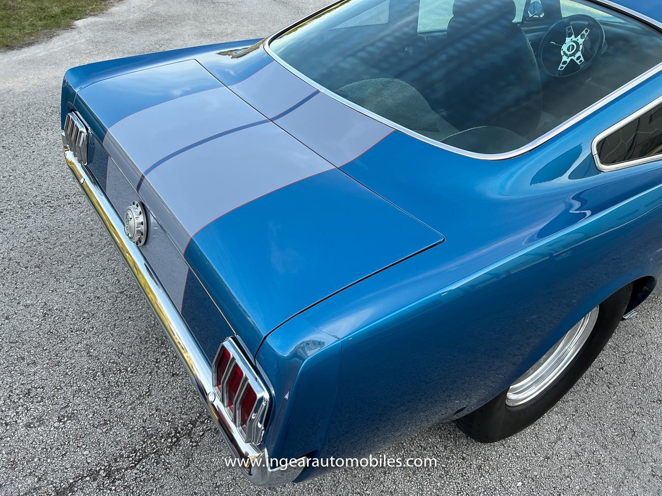 Ford-Mustang-1965-fastback-30