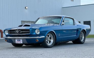 Ford-Mustang-1965-fastback