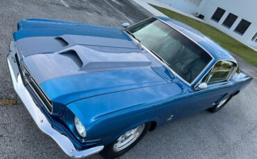 Ford-Mustang-1965-fastback-8