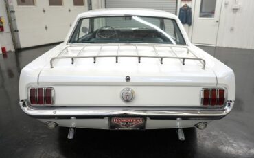 Ford-Mustang-1966-10