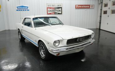 Ford-Mustang-1966-21