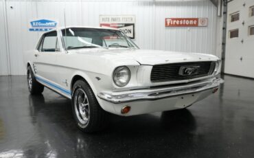 Ford-Mustang-1966-22