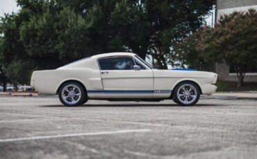 Ford-Mustang-1966-2D-Coupe-24