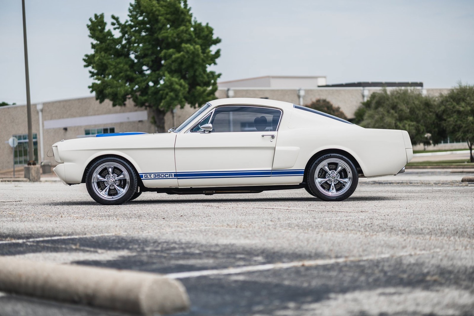 Ford-Mustang-1966-2D-Coupe-26
