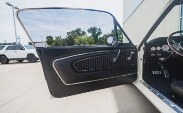 Ford-Mustang-1966-2D-Coupe-27