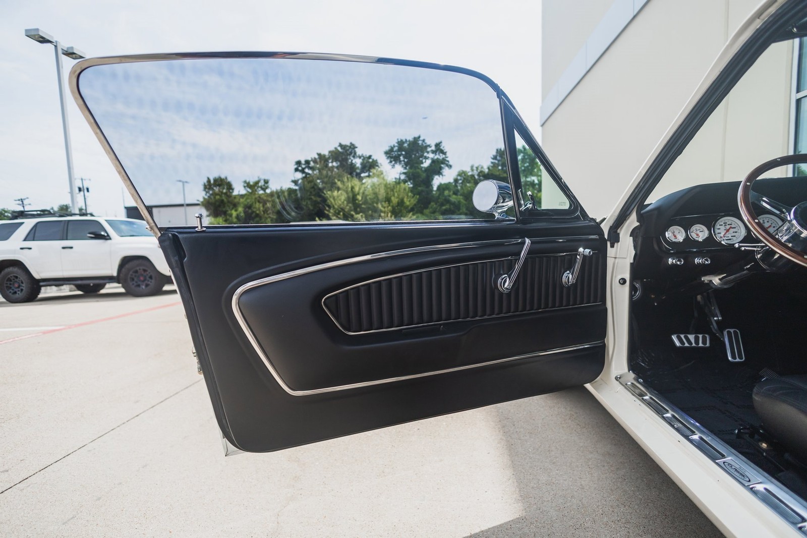 Ford-Mustang-1966-2D-Coupe-27