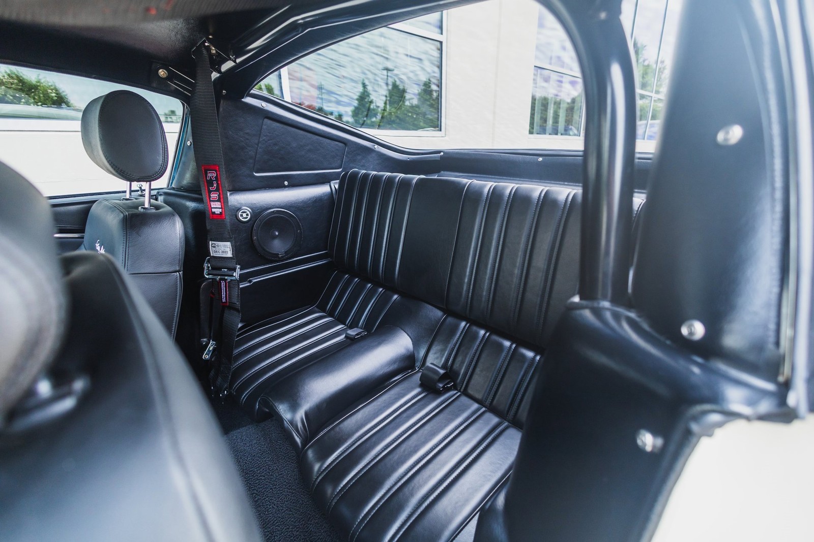 Ford-Mustang-1966-2D-Coupe-38