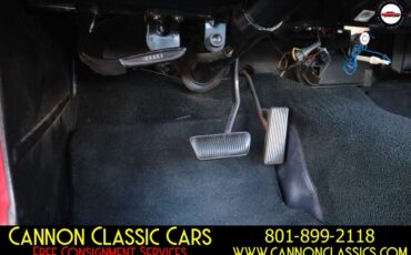 Ford-Mustang-1966-32