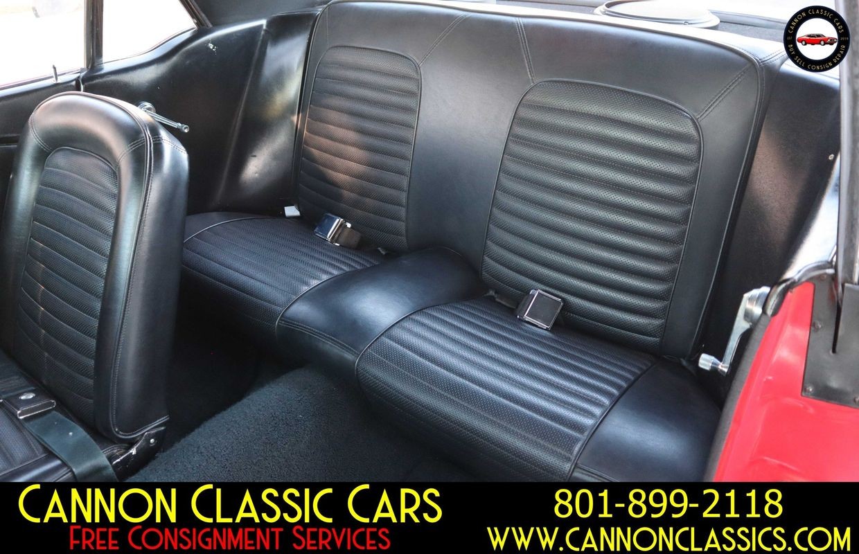 Ford-Mustang-1966-33