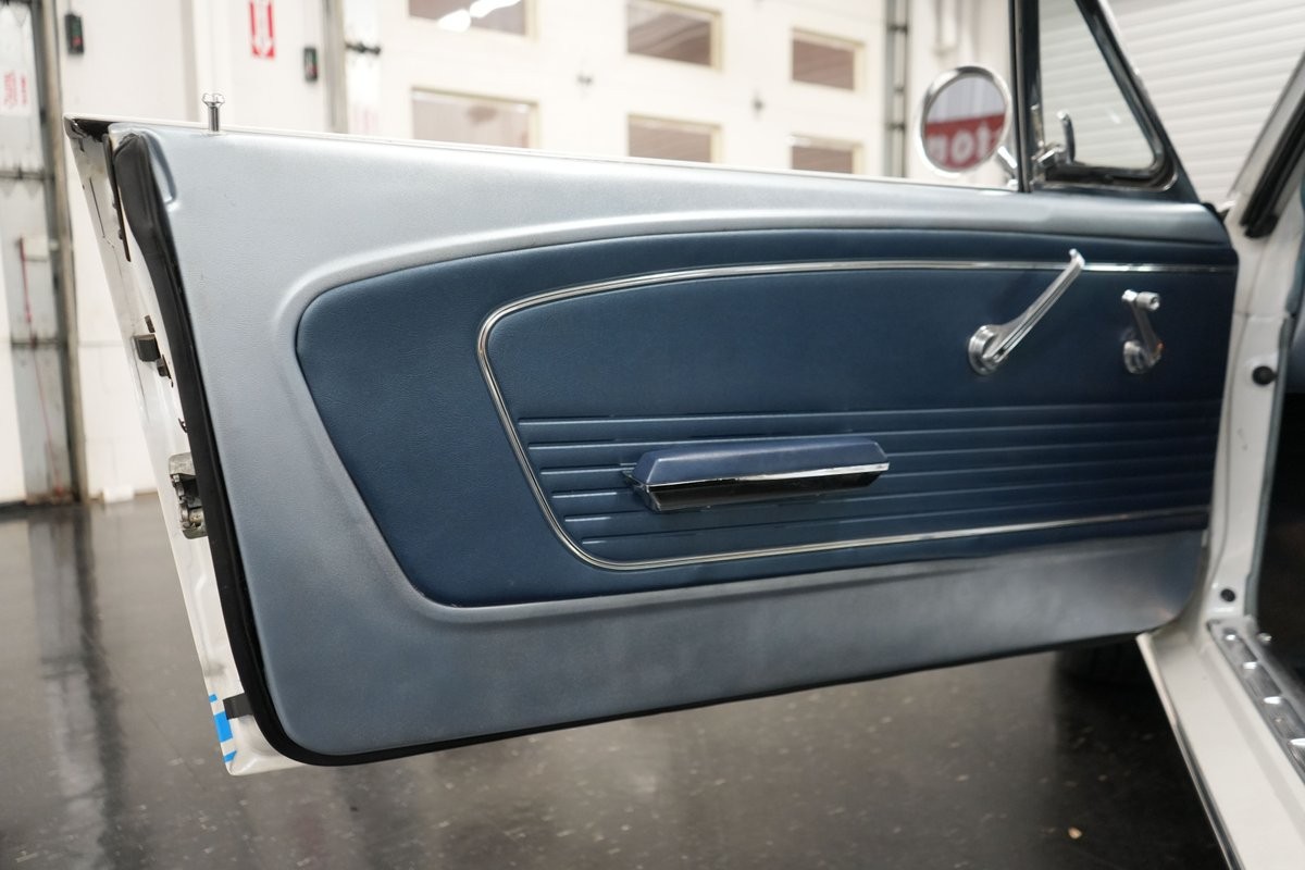 Ford-Mustang-1966-34