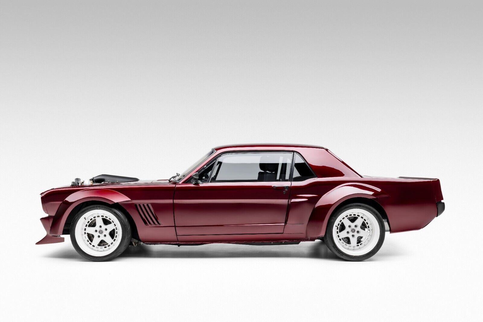 Ford-Mustang-1966-4