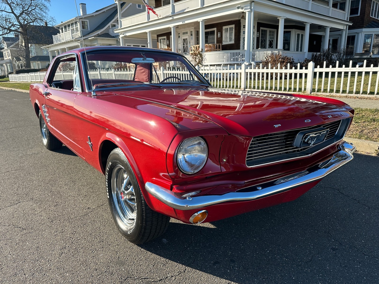 Ford-Mustang-1966-COUPE-1