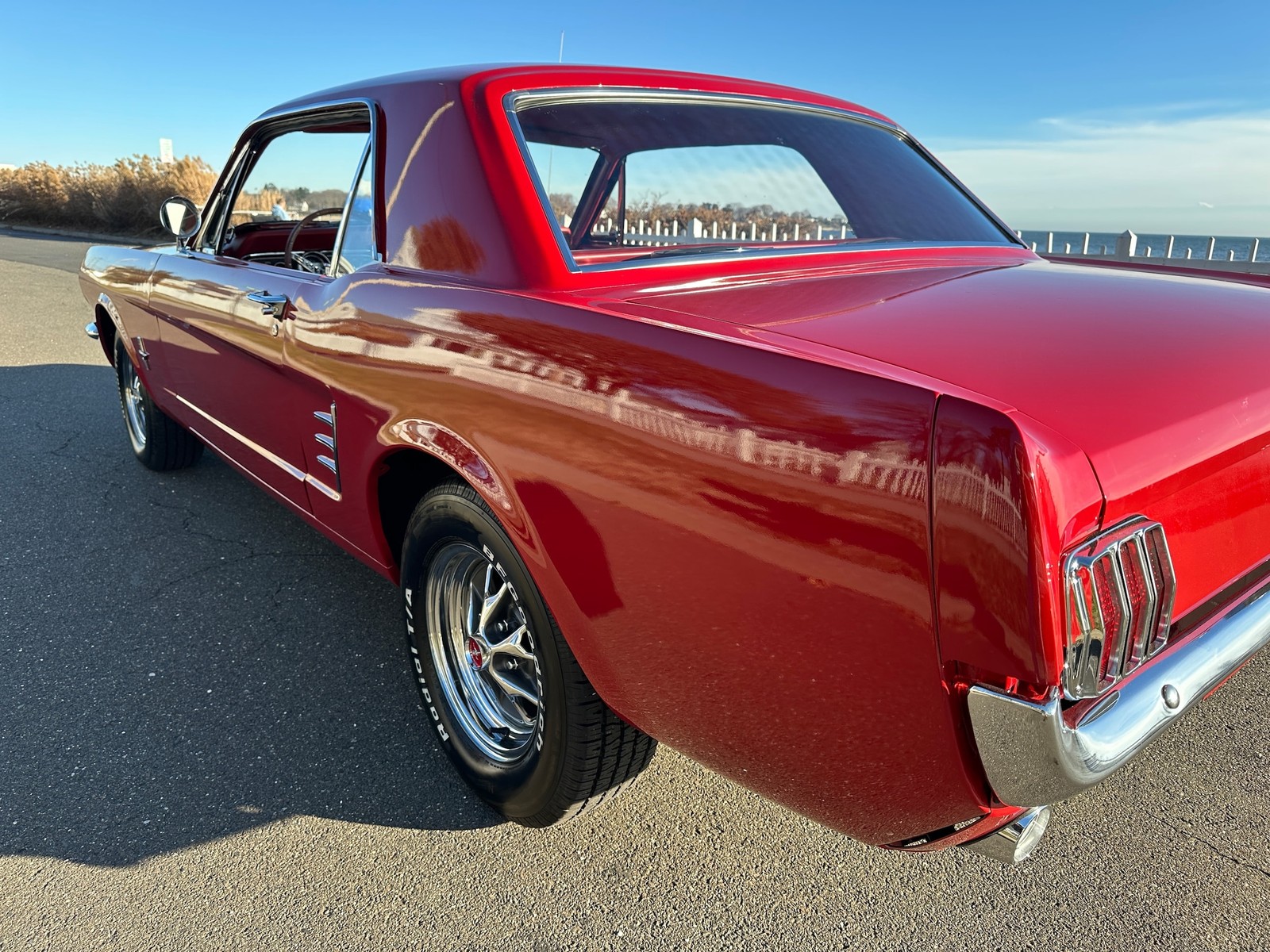 Ford-Mustang-1966-COUPE-19