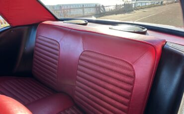 Ford-Mustang-1966-COUPE-38