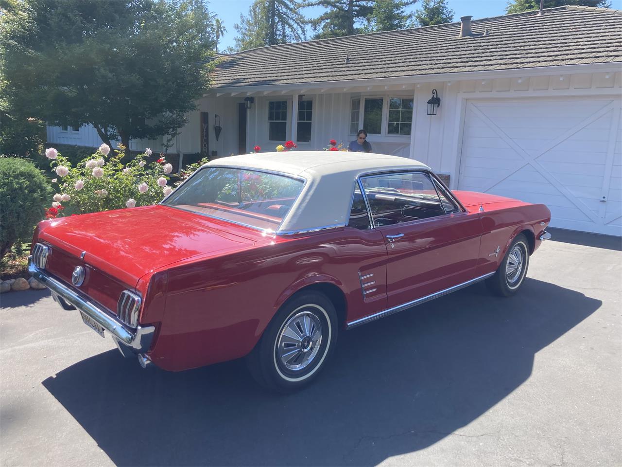 Ford-Mustang-1966-Candyapple-Red-T-Red-25A-2