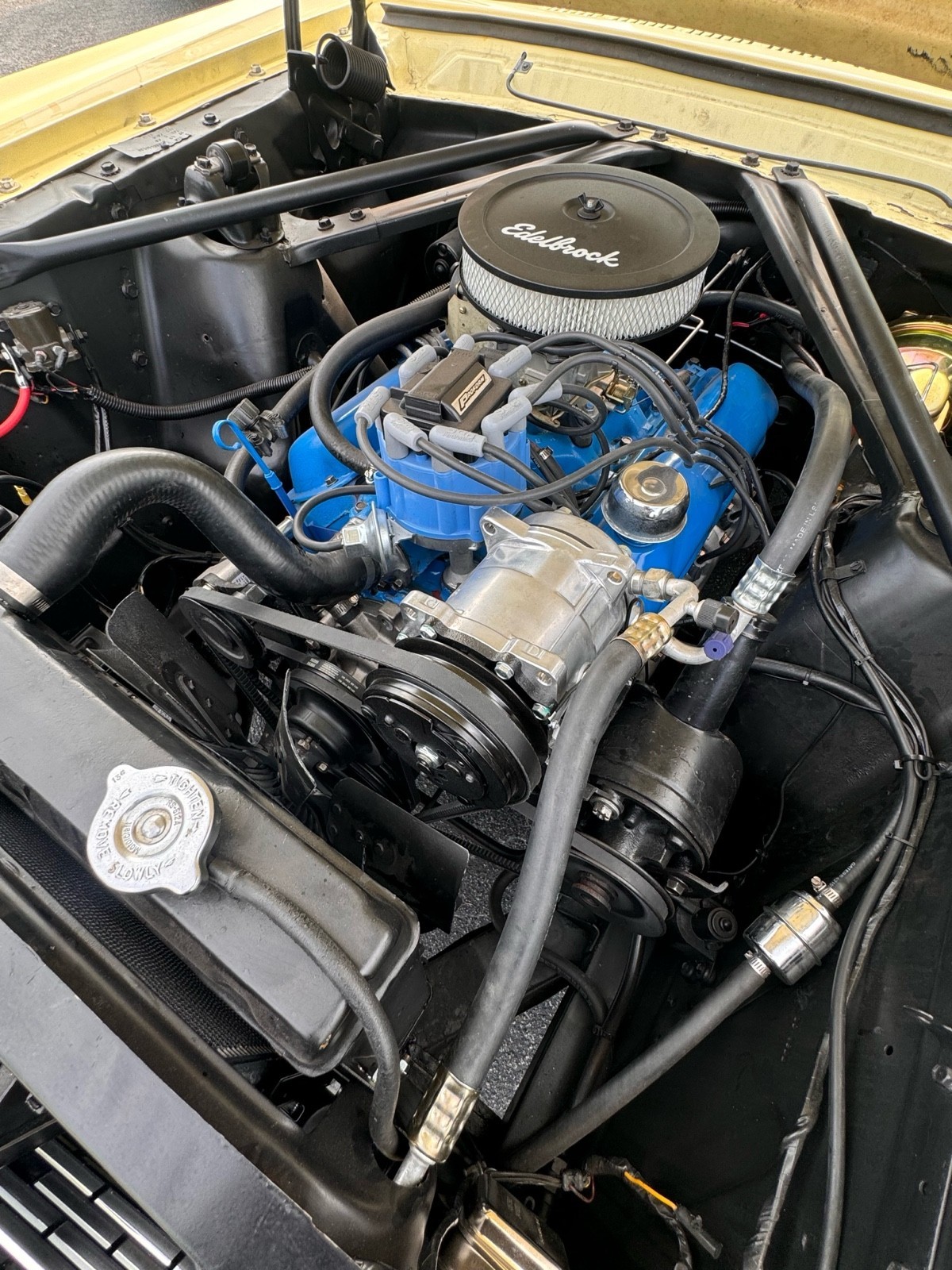 Ford-Mustang-1966-Convertible-10