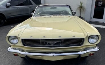 Ford-Mustang-1966-Convertible-2