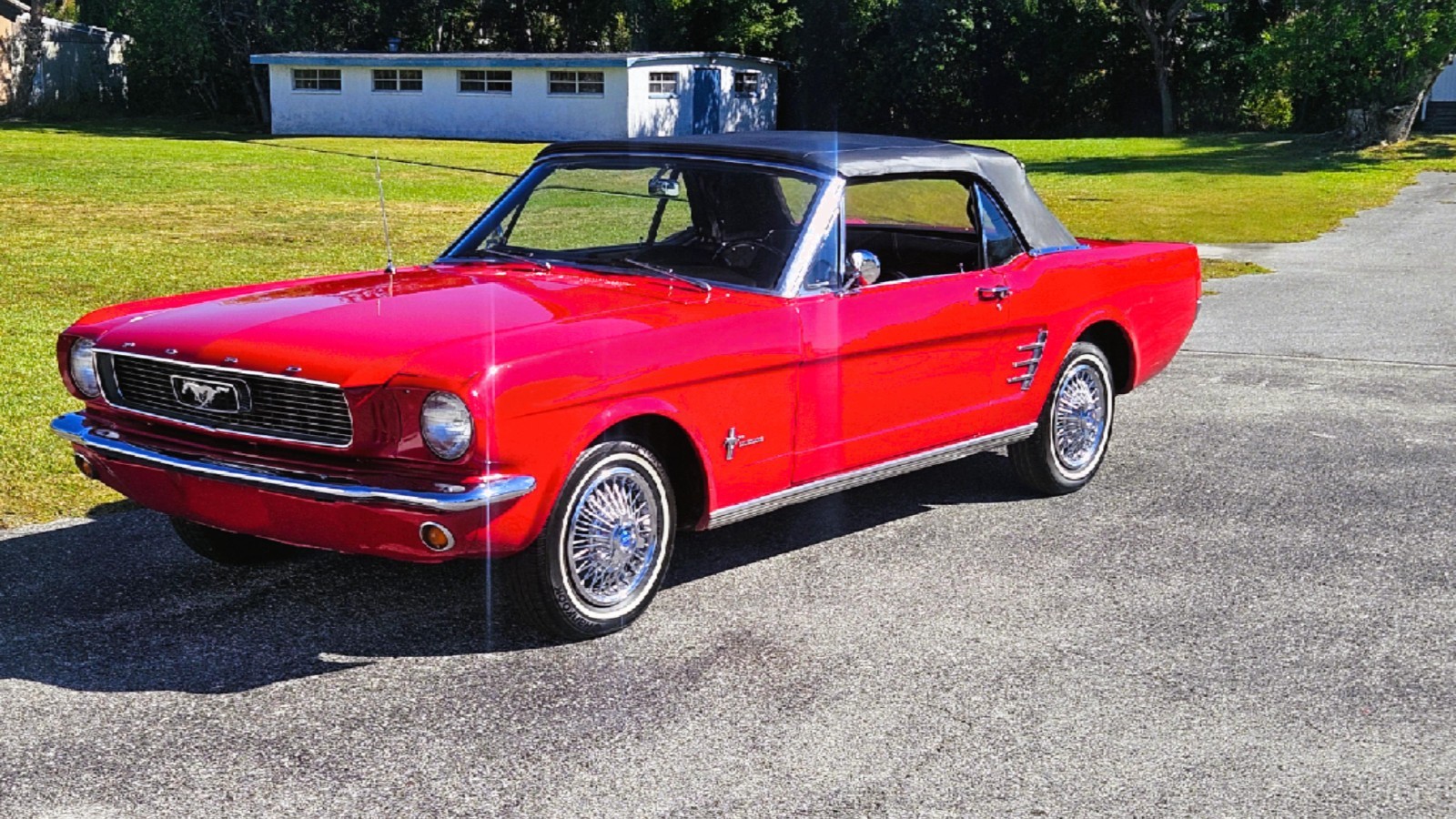 Ford-Mustang-1966-Convertible-3