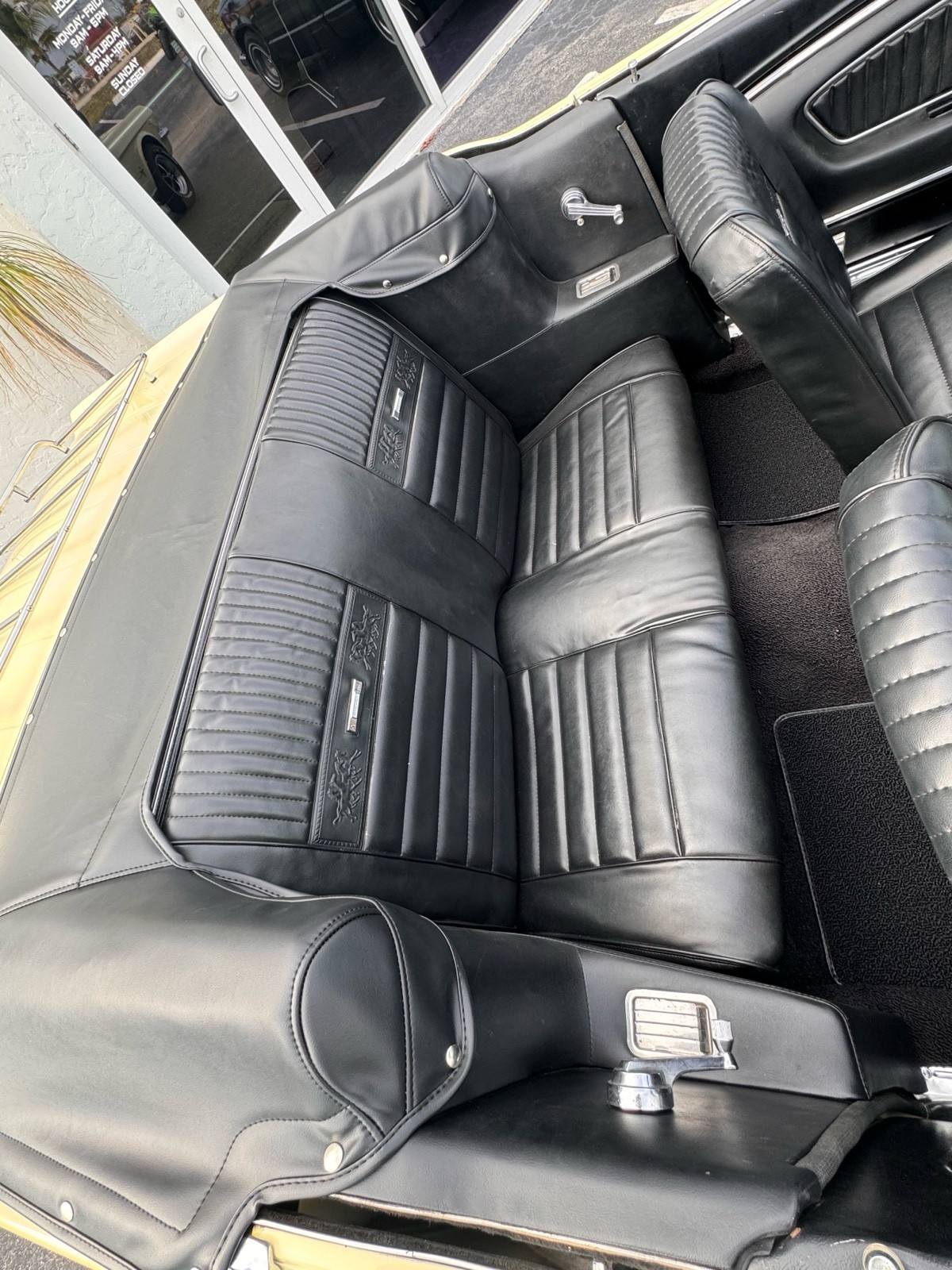 Ford-Mustang-1966-Convertible-7