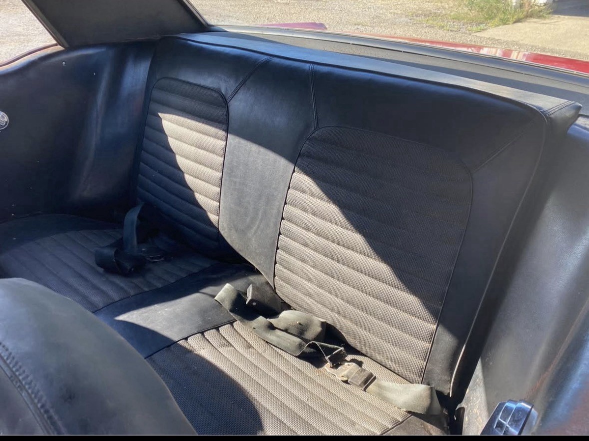 Ford-Mustang-1966-Coupe-10