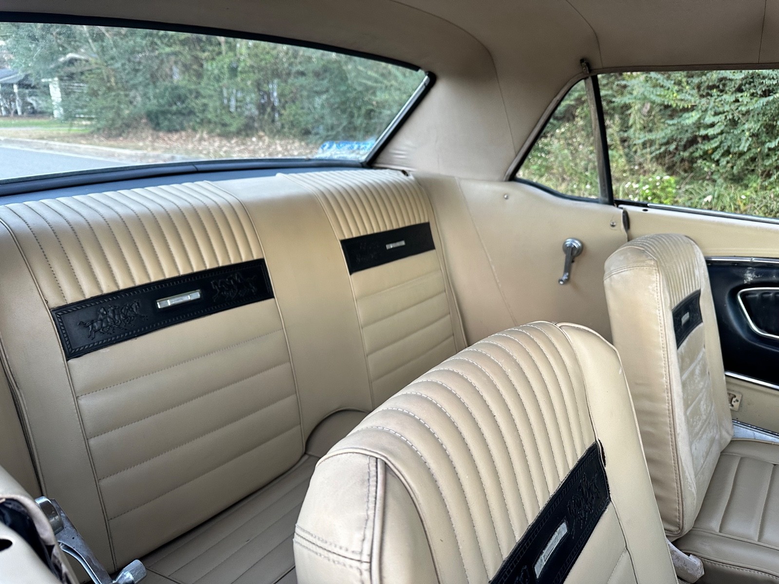 Ford-Mustang-1966-Coupe-12