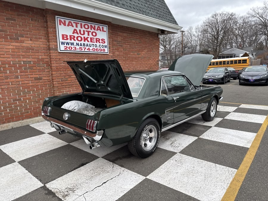 Ford-Mustang-1966-Coupe-13