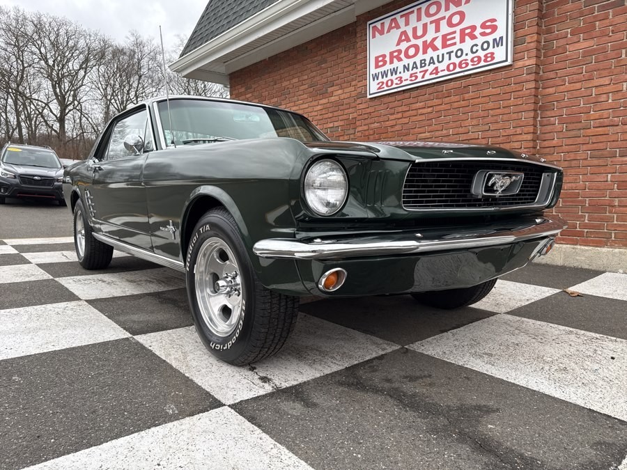Ford-Mustang-1966-Coupe-2