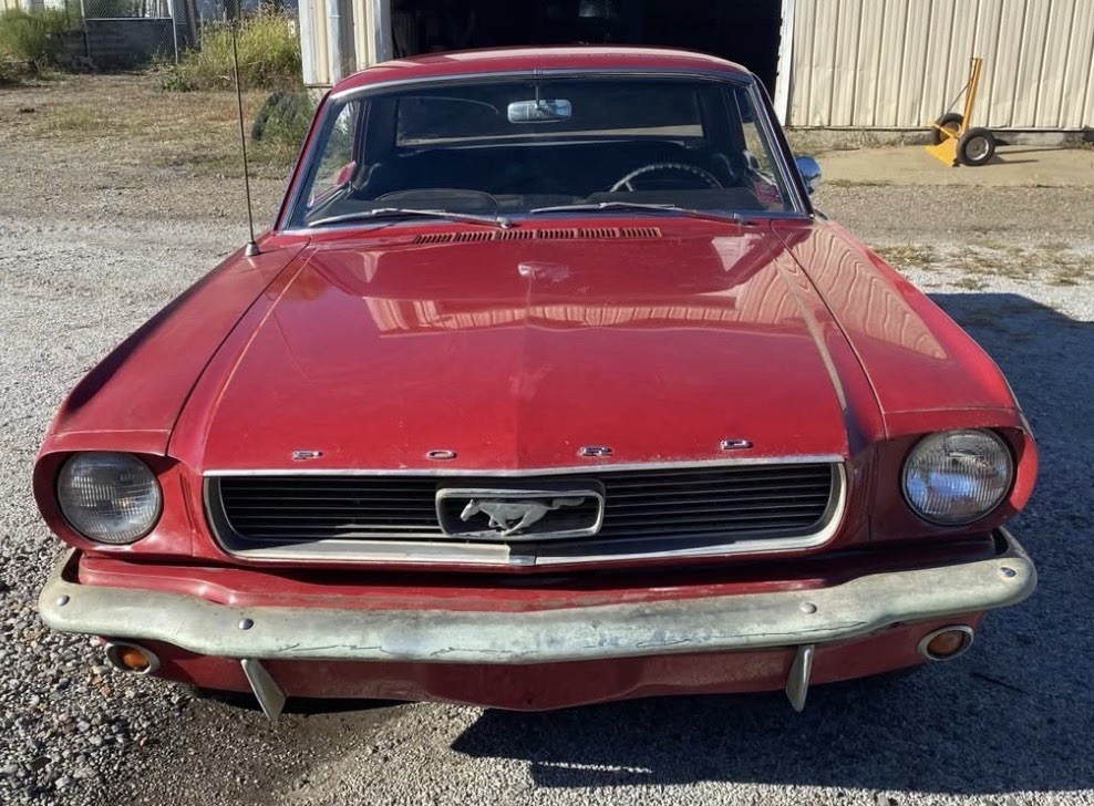Ford-Mustang-1966-Coupe-2