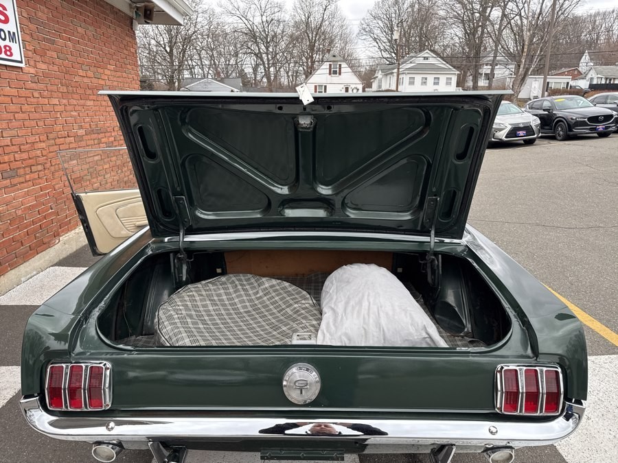 Ford-Mustang-1966-Coupe-25