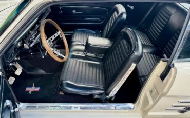 Ford-Mustang-1966-Coupe-3