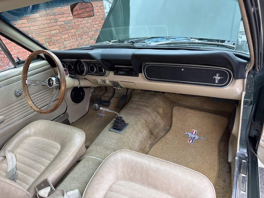 Ford-Mustang-1966-Coupe-34
