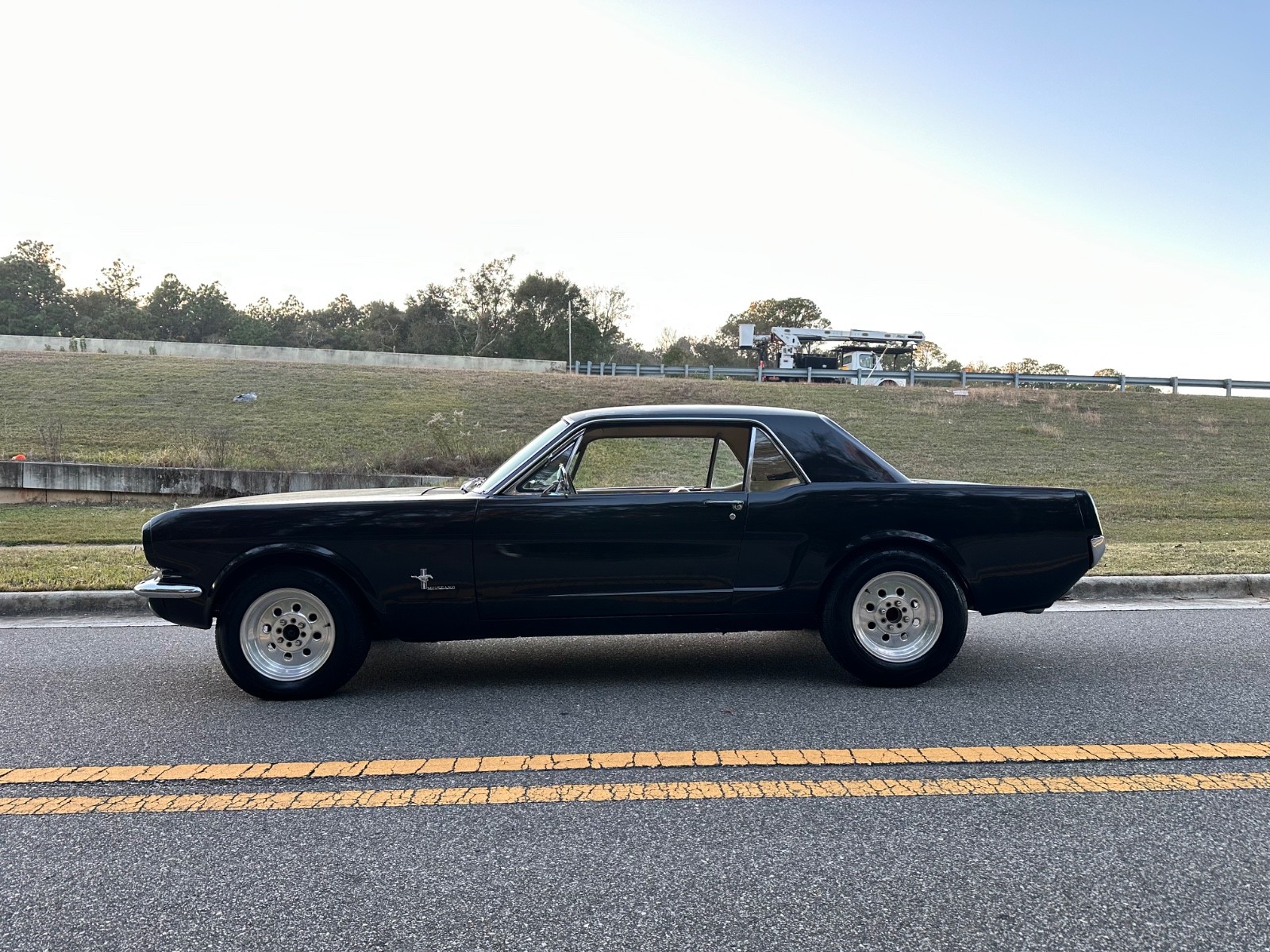 Ford-Mustang-1966-Coupe-4