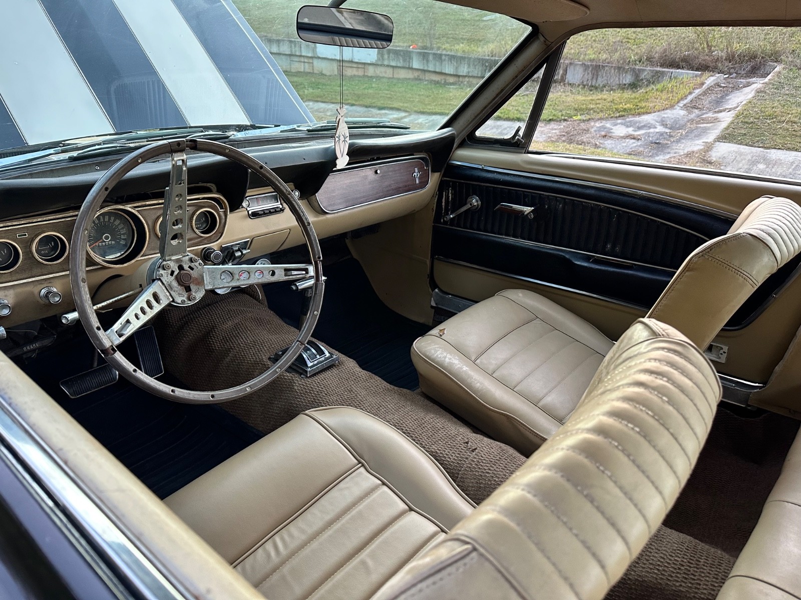 Ford-Mustang-1966-Coupe-8