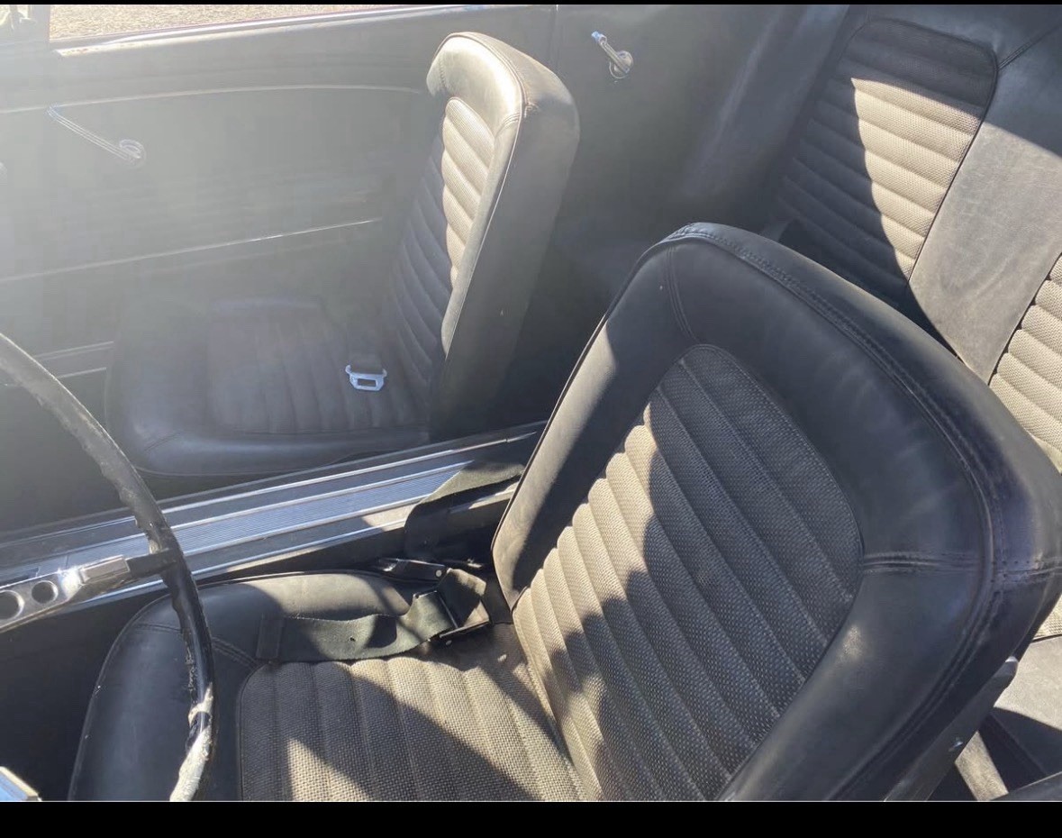 Ford-Mustang-1966-Coupe-9