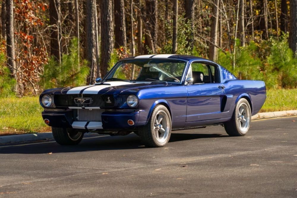 Ford-Mustang-1966-Fastback-1