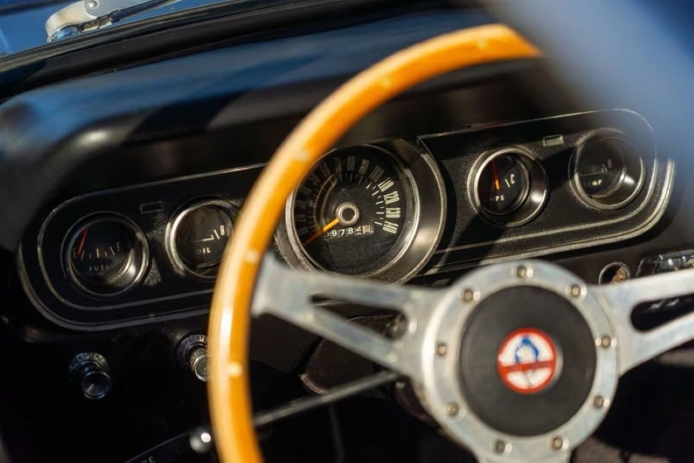 Ford-Mustang-1966-Fastback-22