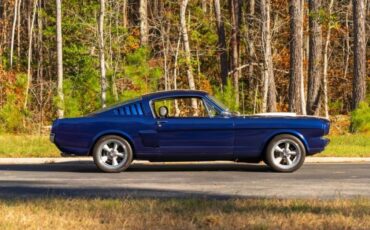 Ford-Mustang-1966-Fastback-6